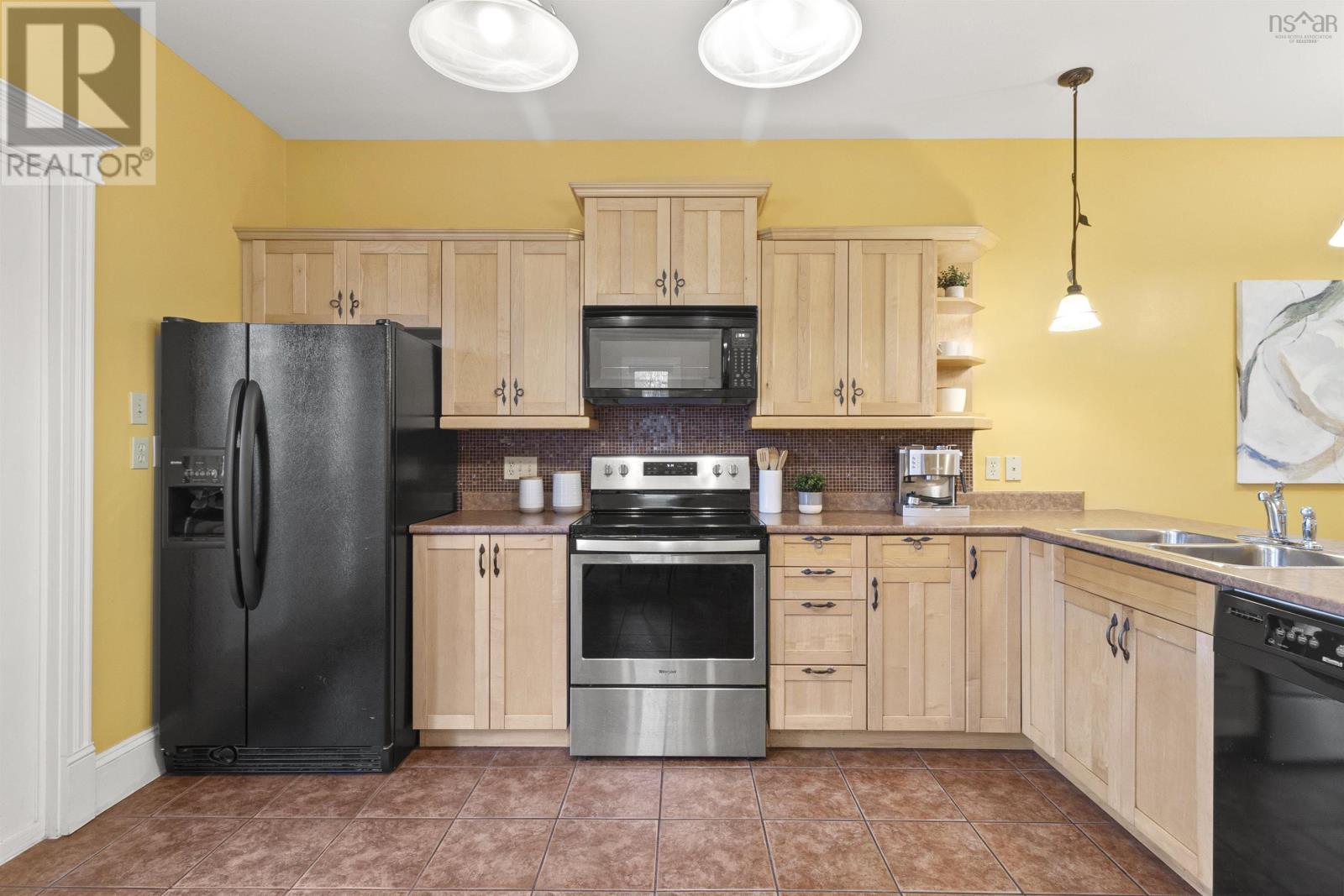 6037 Charles Street, Halifax, Nova Scotia  B3K 1K9 - Photo 11 - 202404787