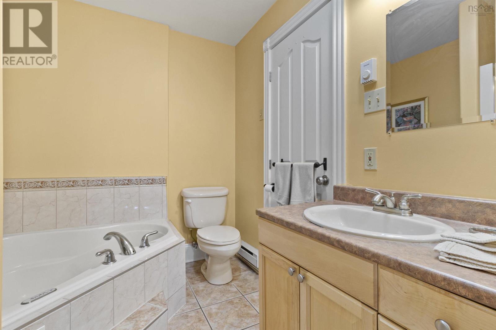 6037 Charles Street, Halifax, Nova Scotia  B3K 1K9 - Photo 23 - 202404787