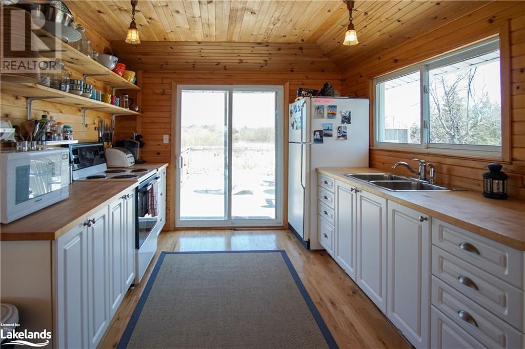 2 Island 130, Port Severn, Ontario  L0K 1S0 - Photo 10 - 40552880