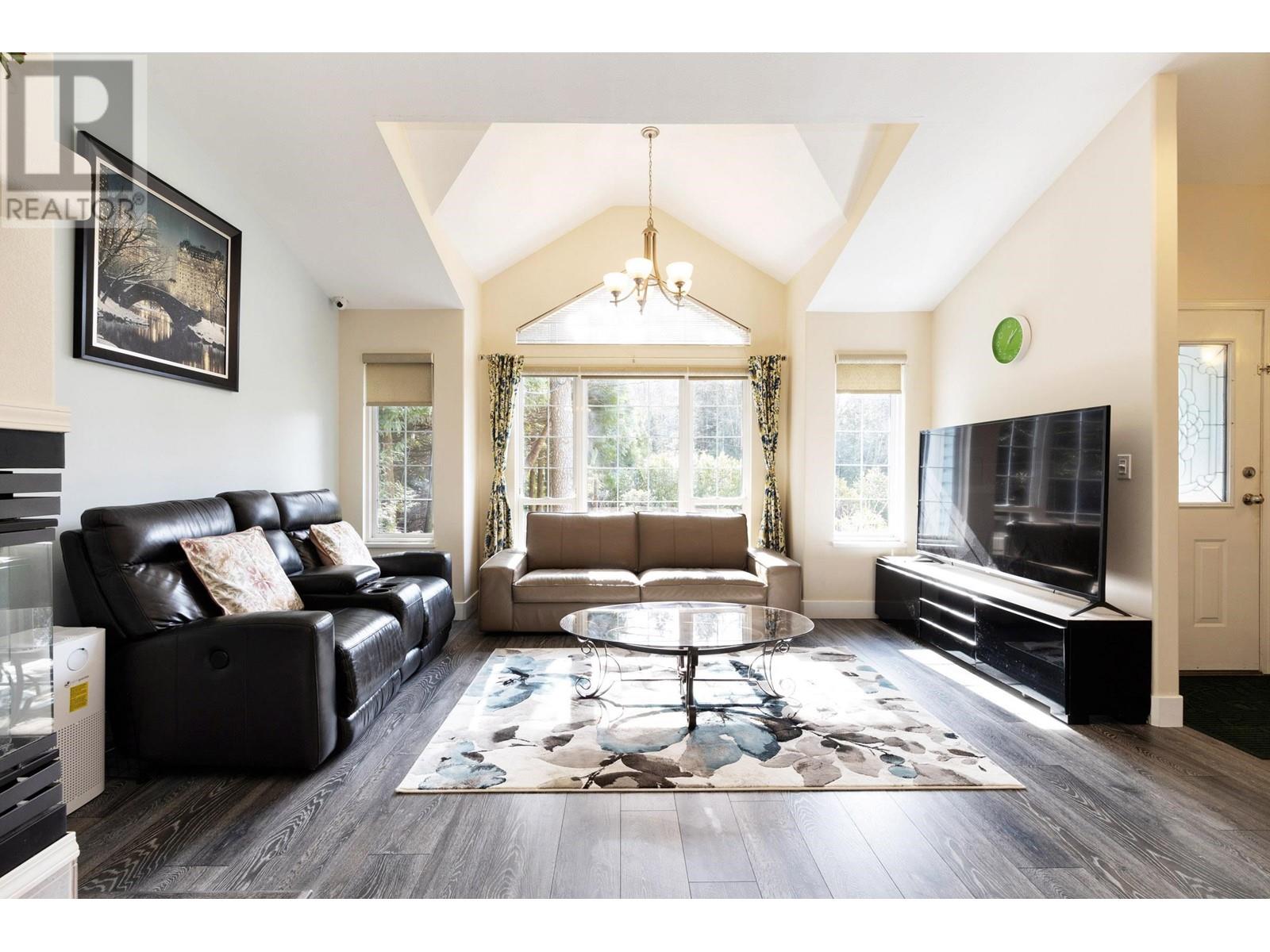 12428 262 Street, Maple Ridge, British Columbia  V2W 1C4 - Photo 3 - R2860821