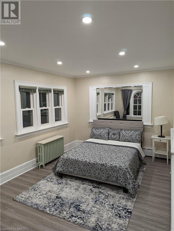 12 Wellington Street N, Kitchener, Ontario  N2H 5J4 - Photo 2 - 40534691