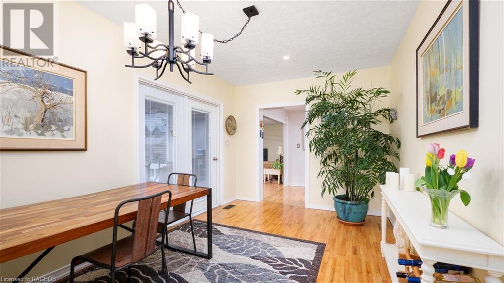 320 Beattie Street, Owen Sound, Ontario  N4K 6K3 - Photo 10 - 40553891