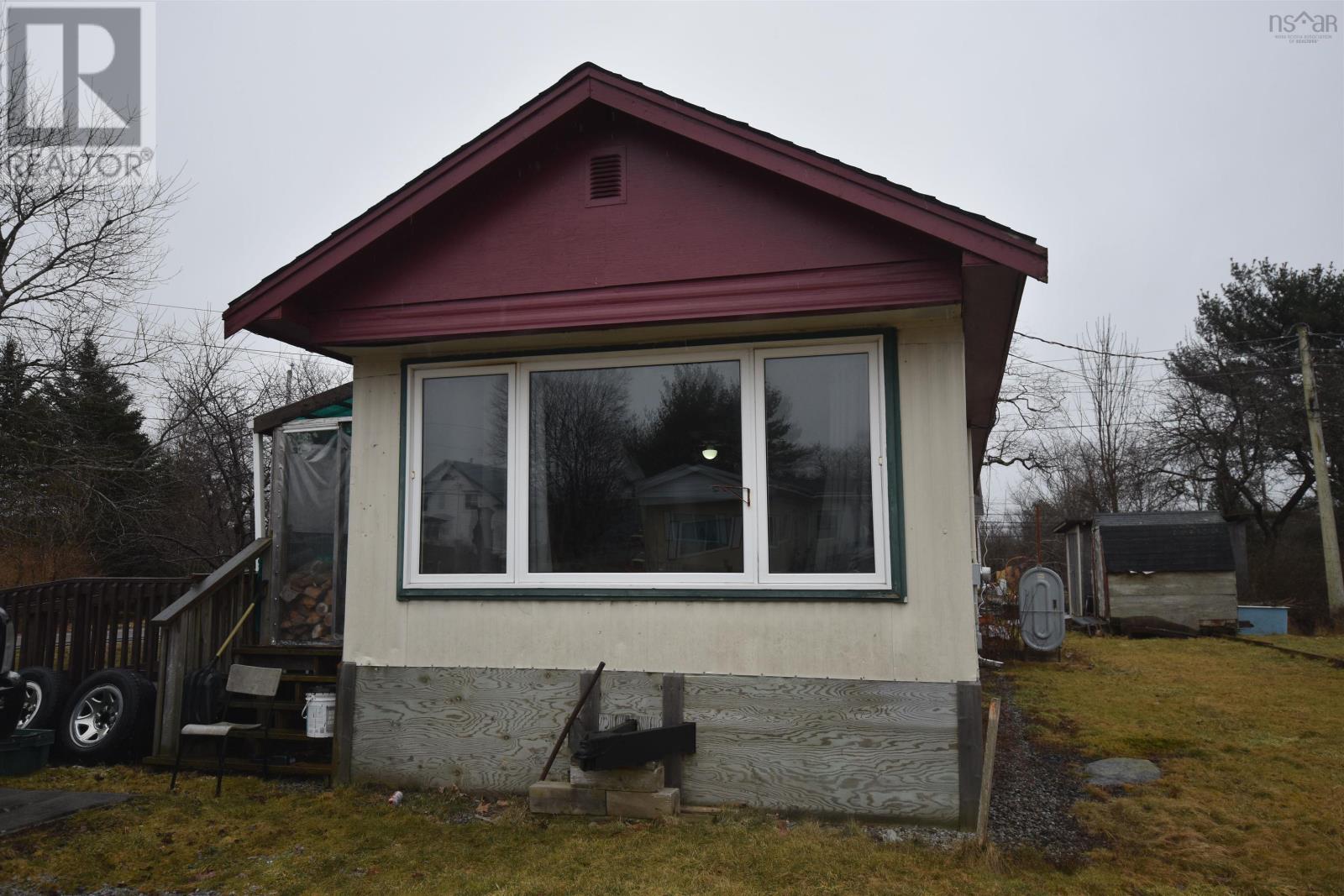 3 Harding Boulevard, Shelburne, Nova Scotia  B0T 1W0 - Photo 1 - 202404925
