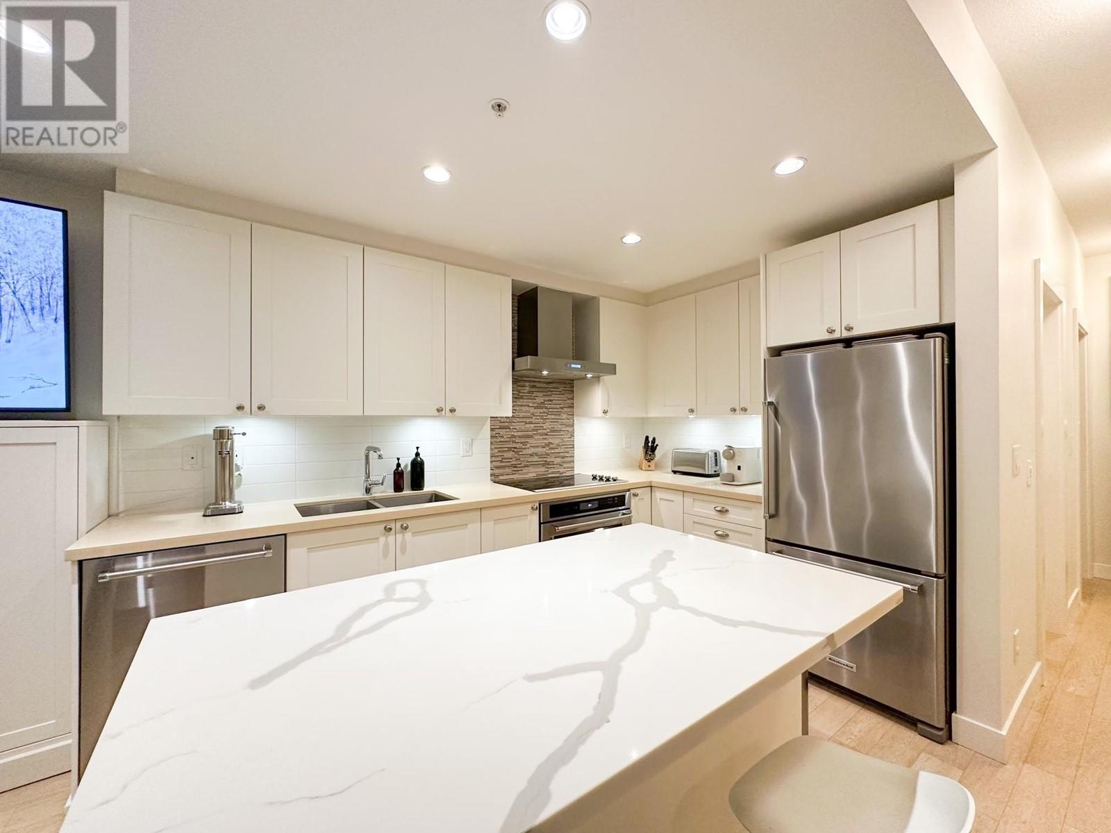 3 3211 Noel Drive, Vancouver, British Columbia  V3J 0G9 - Photo 5 - R2860883