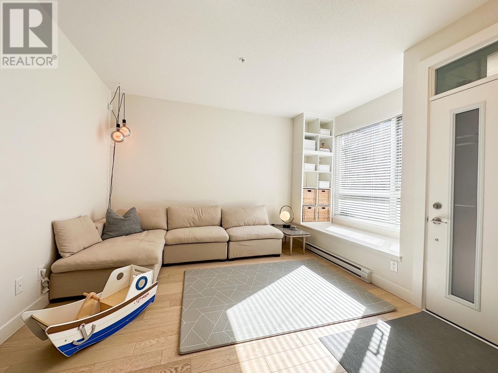 3 3211 Noel Drive, Vancouver, British Columbia  V3J 0G9 - Photo 9 - R2860883