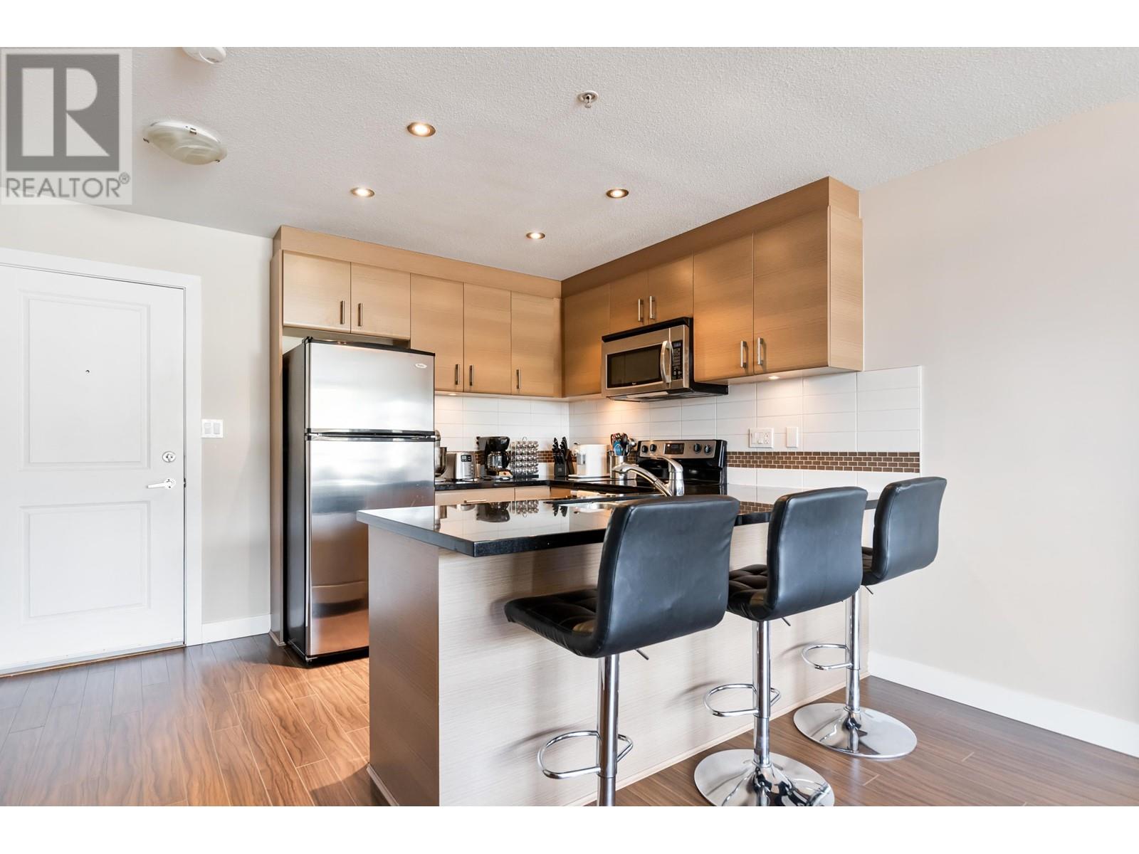 202 12069 Harris Road, Pitt Meadows, British Columbia  V3Y 0C8 - Photo 10 - R2860896