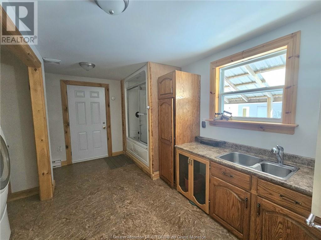 69 Rue Augustin Nord, Neguac, New Brunswick  E9G 1A9 - Photo 11 - M158042