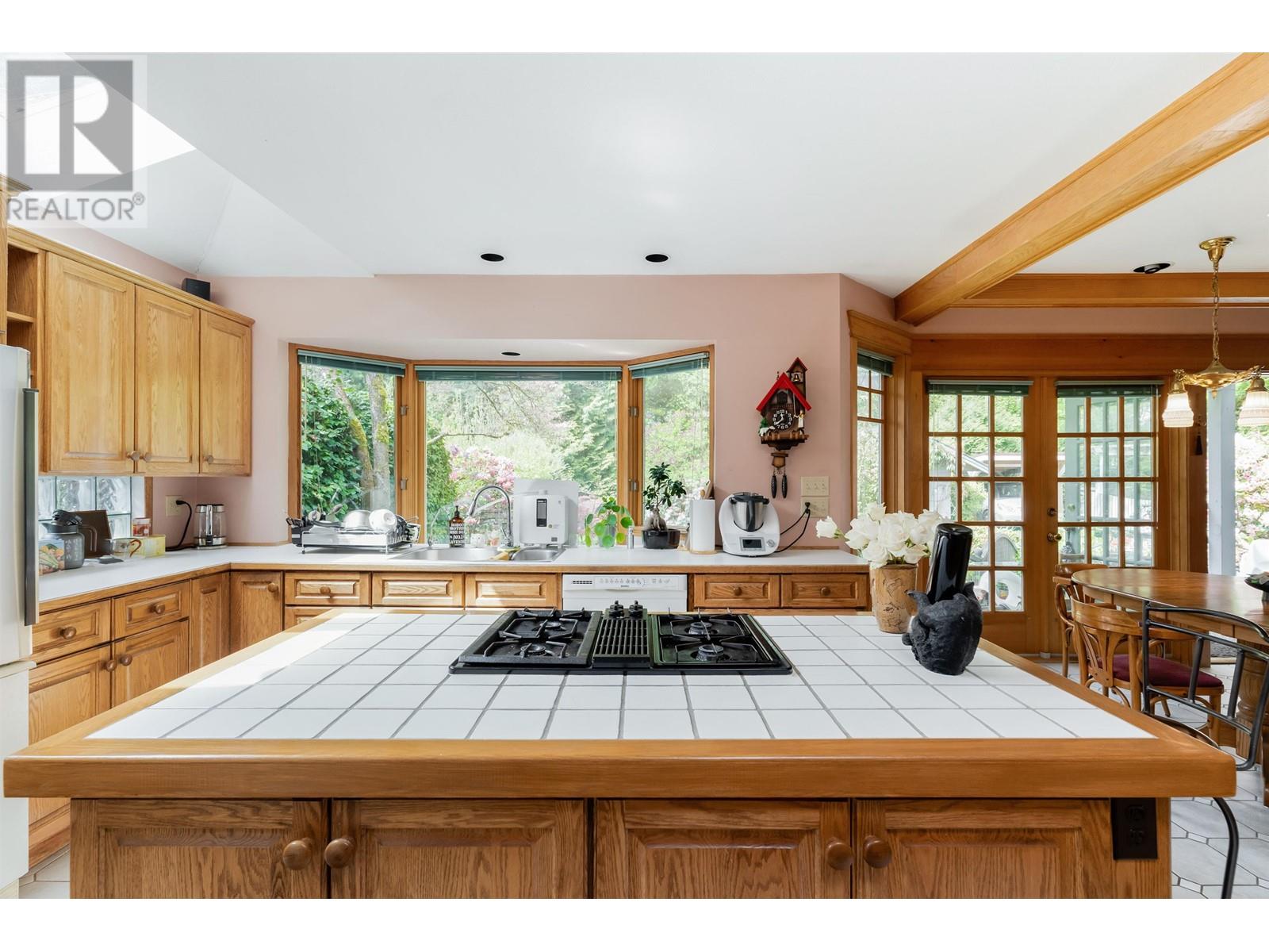 1295 Sinclair Street, West Vancouver, British Columbia  V7V 3W3 - Photo 11 - R2860988