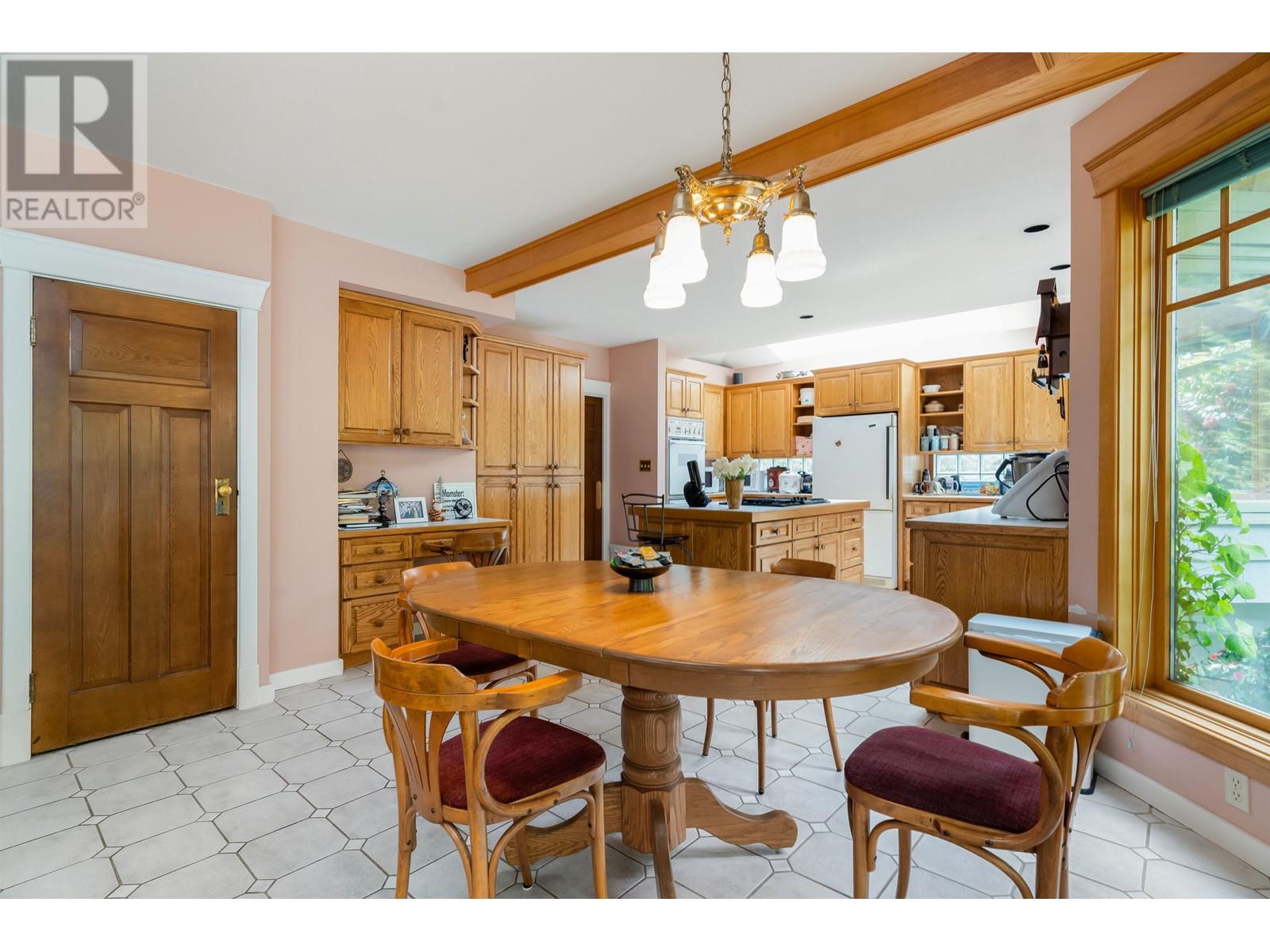 1295 Sinclair Street, West Vancouver, British Columbia  V7V 3W3 - Photo 7 - R2860988
