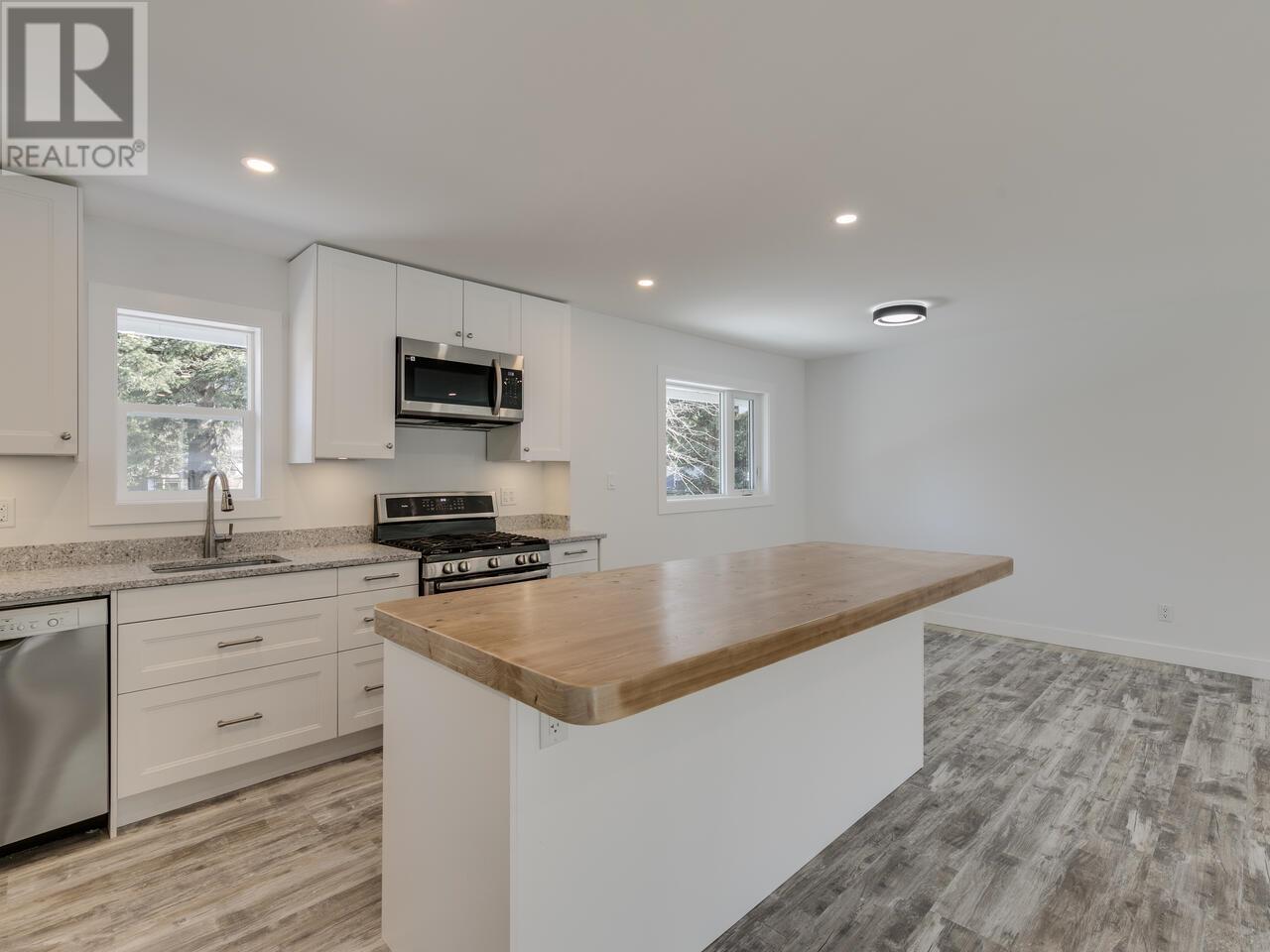 1479 Maple Crescent, Squamish, British Columbia  V0N 1H0 - Photo 8 - R2860789