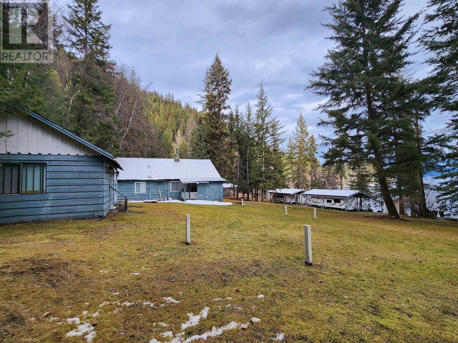 3871 ROSENEAU ROAD, canim lake, British Columbia