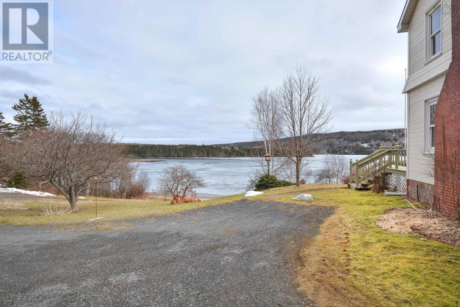 1421 Highway 205, Baddeck Bay, Nova Scotia  B0E 1B0 - Photo 46 - 202404941