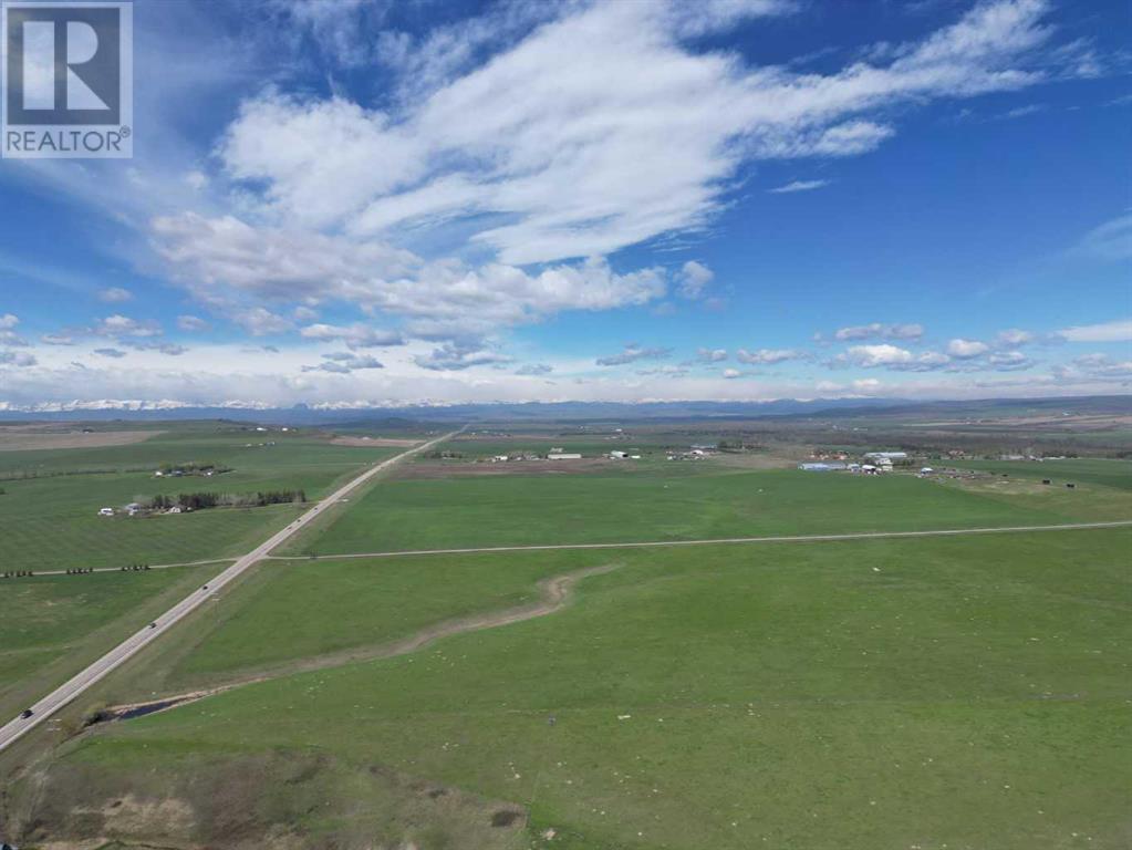 300, 32134 Highway 7  W, rural foothills county, Alberta