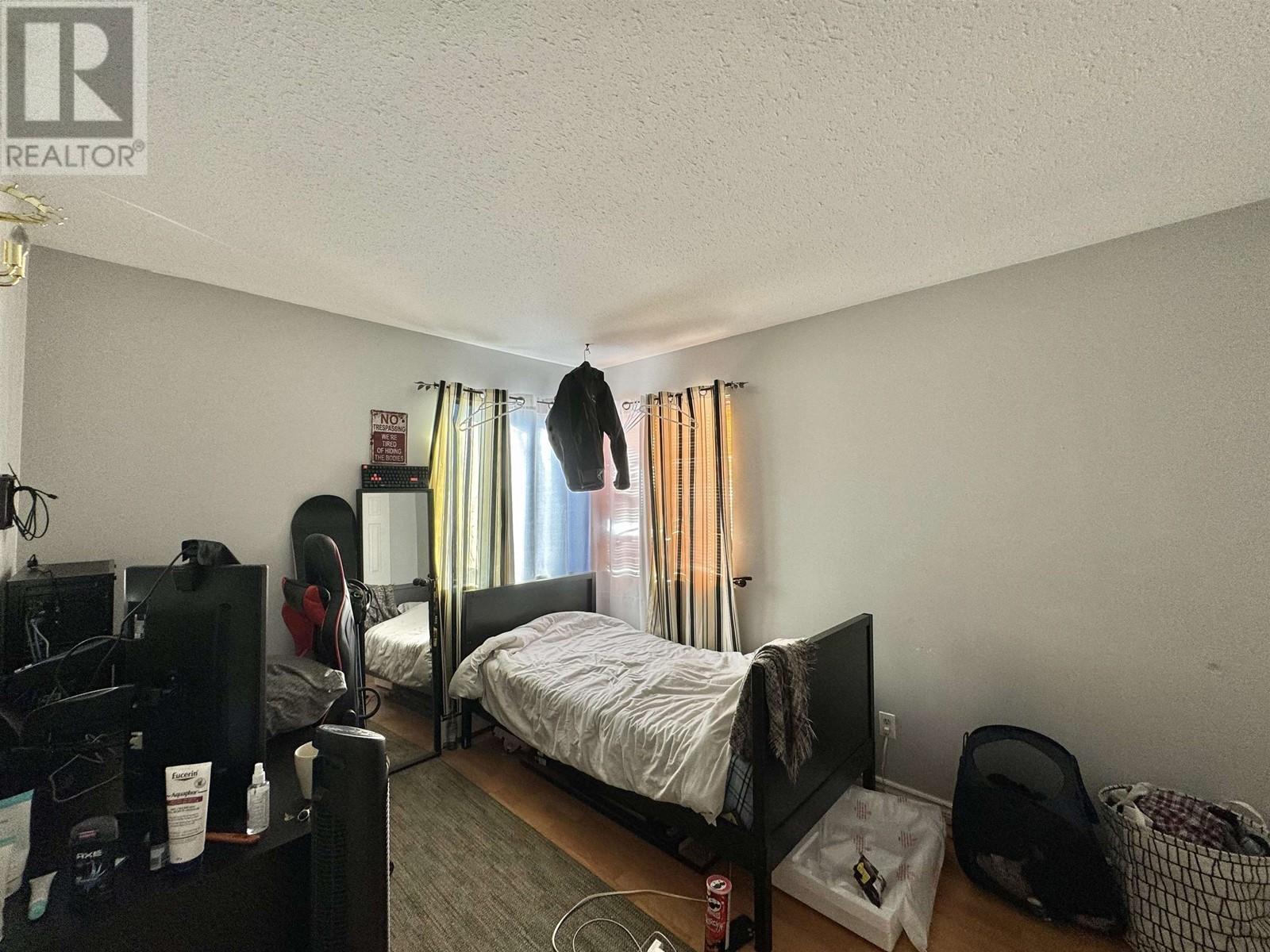 5136 Hastings Street, Burnaby, British Columbia  V5B 1P6 - Photo 9 - R2860997