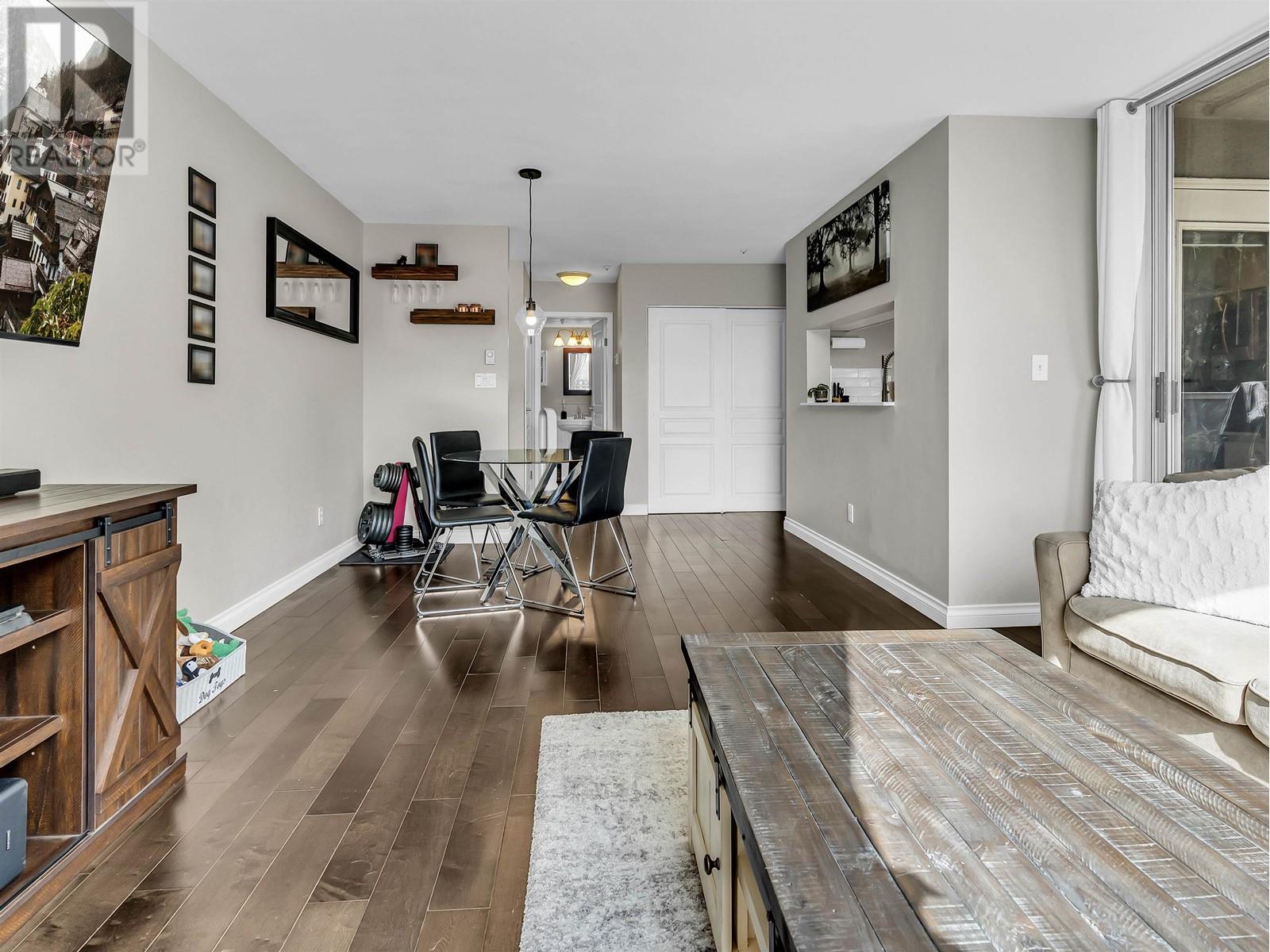 204 8430 Jellicoe Street, Vancouver, British Columbia  V5S 4S7 - Photo 4 - R2861049