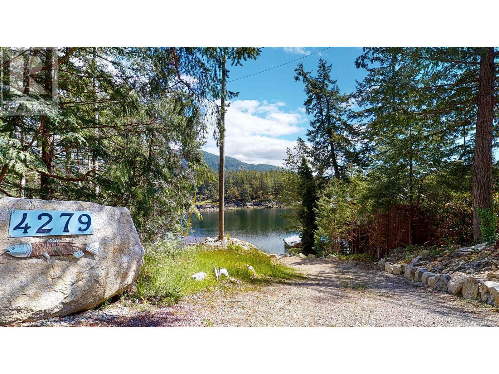 4279 Francis Peninsula Road, Madeira Park, British Columbia  V0N 2H1 - Photo 26 - R2861094