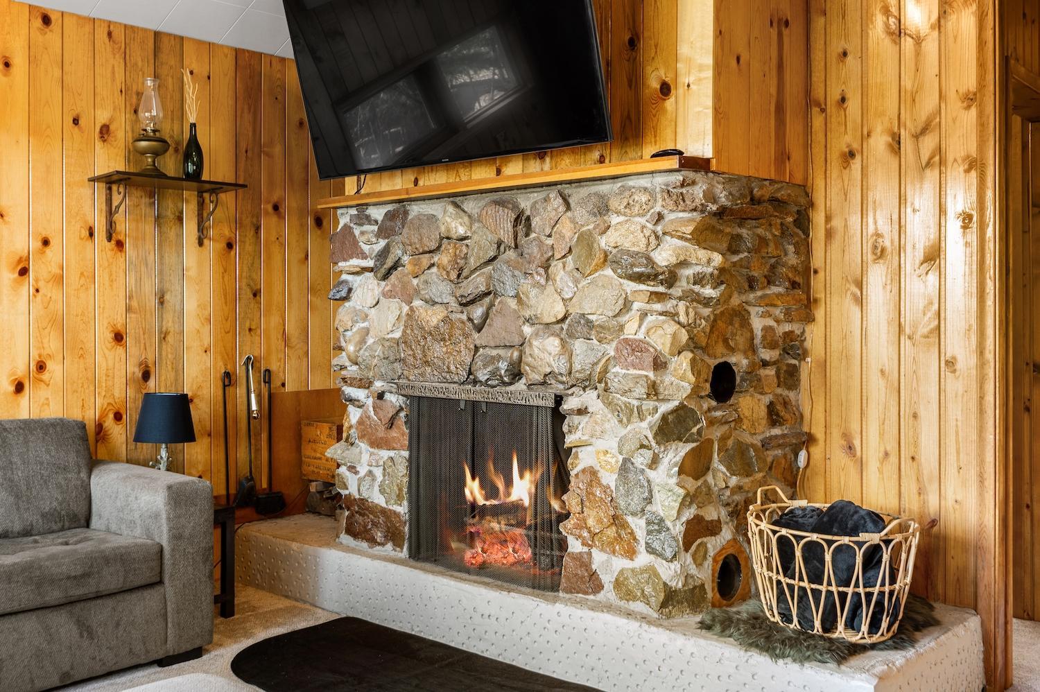 1249 Tie Lake Shore Road S, Jaffray, British Columbia  V0B 1T0 - Photo 12 - 2475572