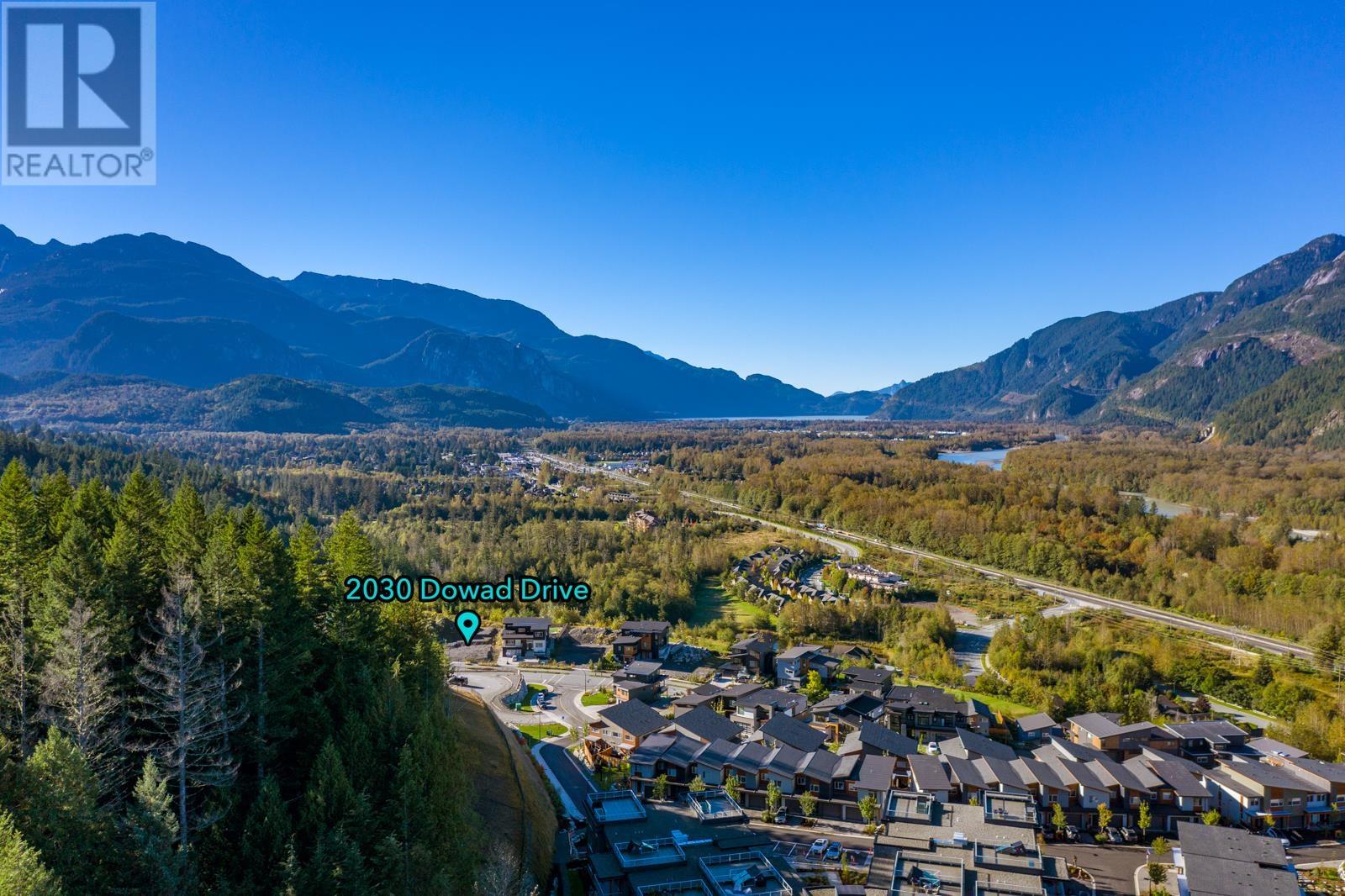 2030 Dowad Drive, Squamish, British Columbia  V8B 0Y8 - Photo 1 - R2860907