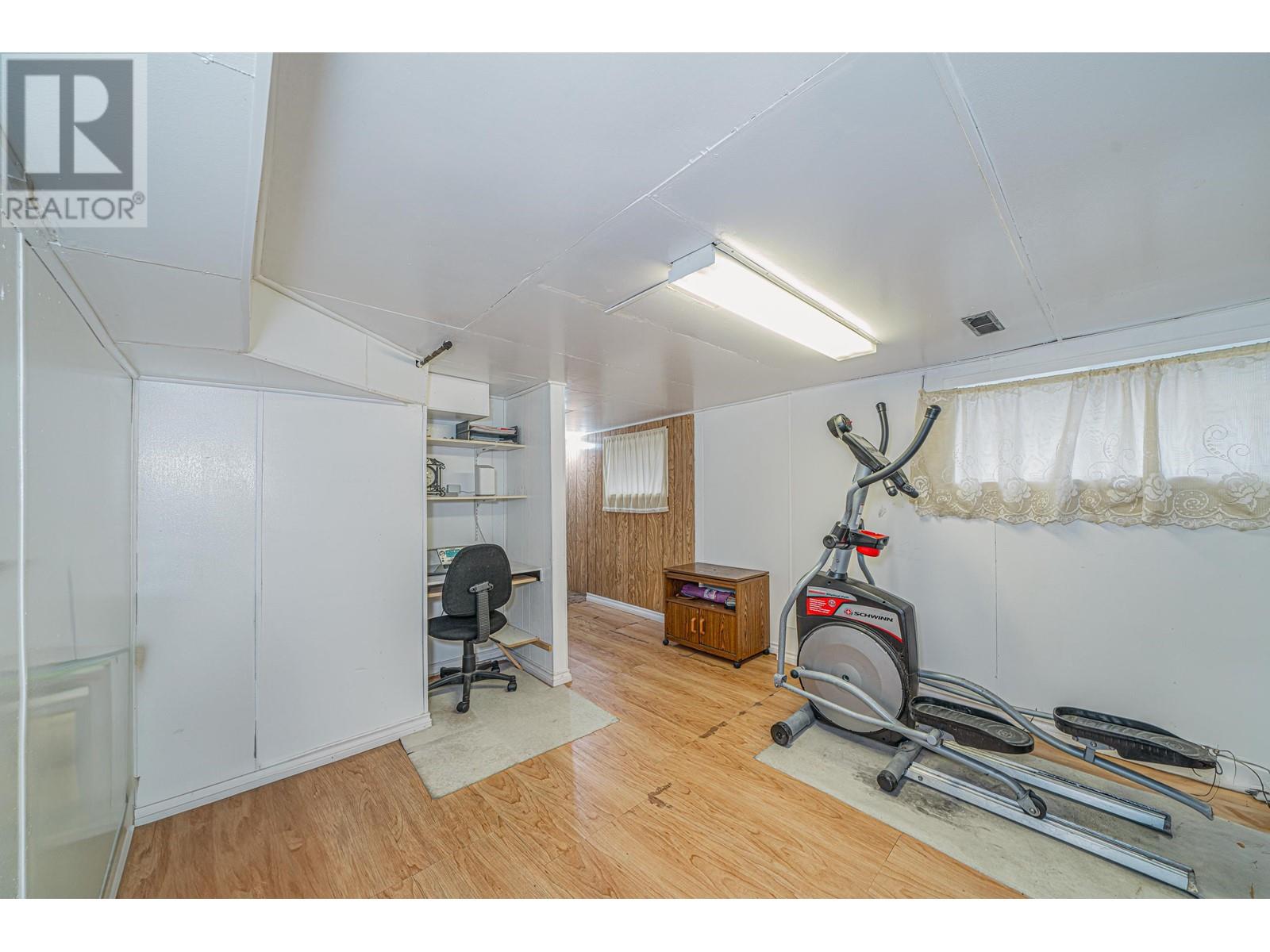 7353 12th Avenue, Burnaby, British Columbia  V3N 2J8 - Photo 23 - R2861174