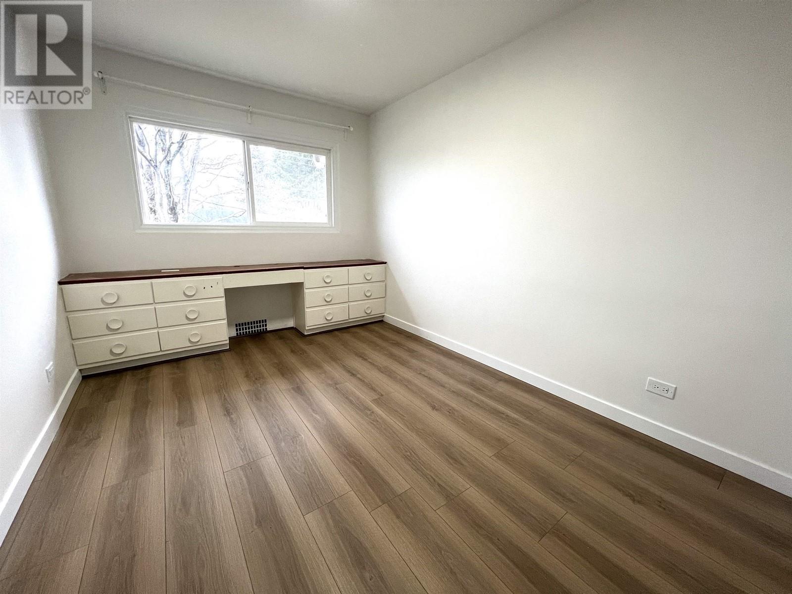 72xx Curtis Street, Burnaby, British Columbia  V5A 1K1 - Photo 8 - R2861256
