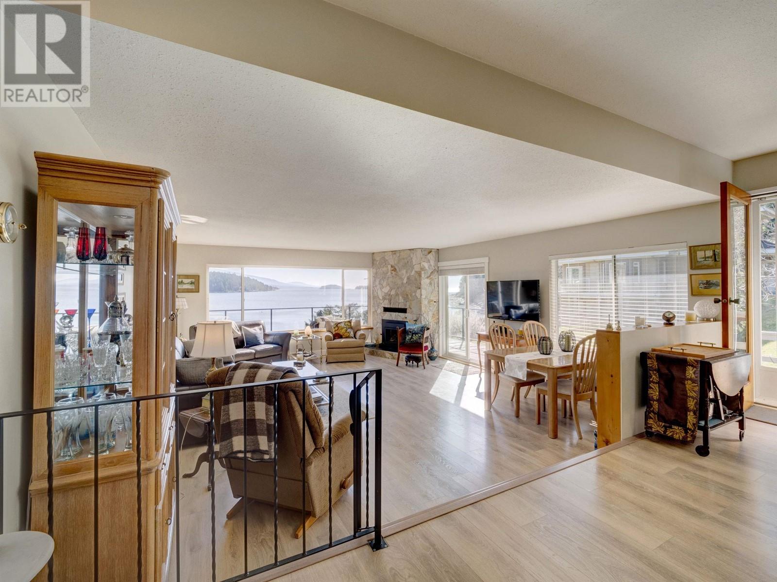 7653 Redrooffs Road, Halfmoon Bay, British Columbia  V7Z 1C4 - Photo 20 - R2861261