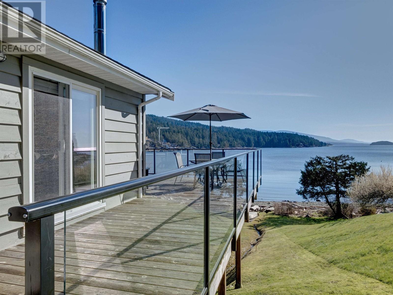 7653 Redrooffs Road, Halfmoon Bay, British Columbia  V7Z 1C4 - Photo 7 - R2861261