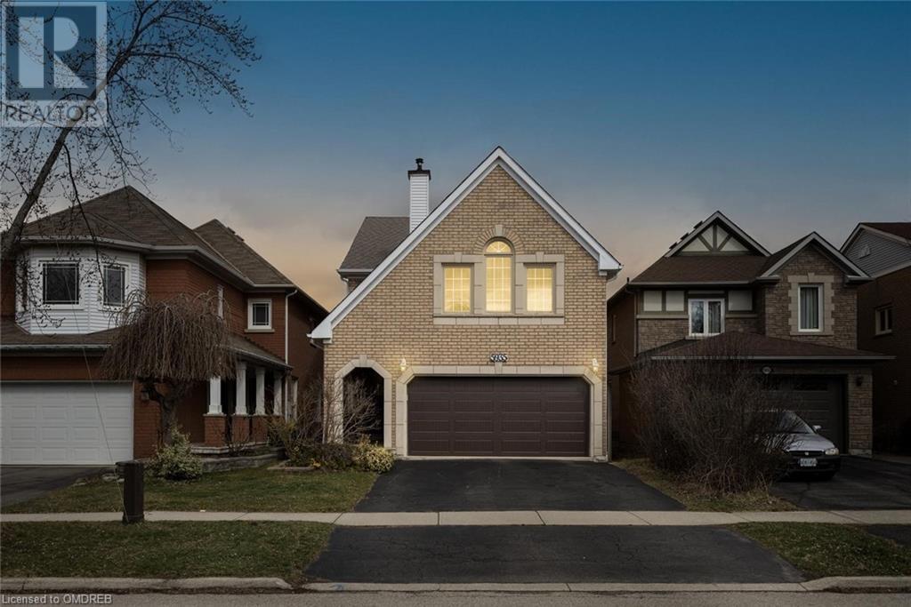 5935 Leeside Crescent, Mississauga, Ontario  L5M 5L8 - Photo 2 - 40555984