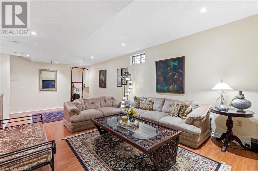 5935 Leeside Crescent, Mississauga, Ontario  L5M 5L8 - Photo 39 - 40555984