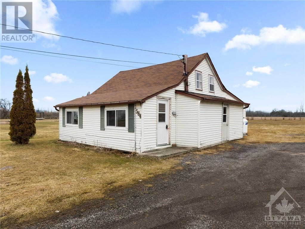 564 Hwy 15 Highway, Lombardy, Ontario  K0G 1L0 - Photo 3 - 1381514