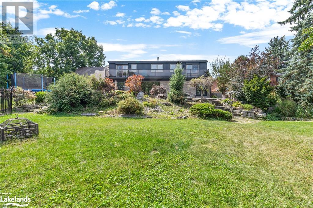 32 Murray Street, Barrie, Ontario  L4N 2X2 - Photo 10 - 40555919
