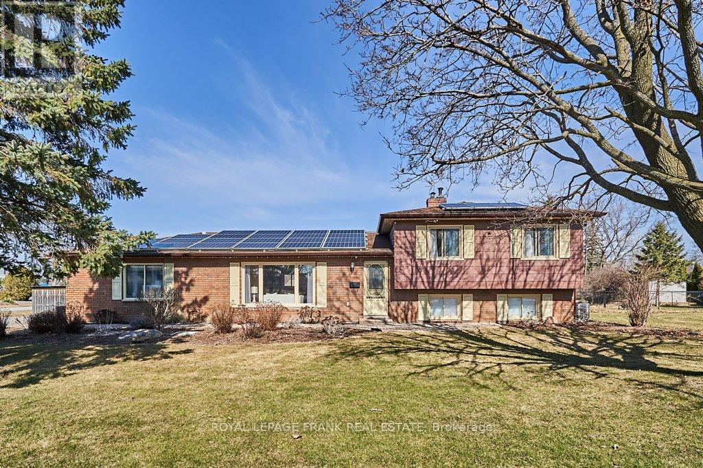 2 Maxwell St, Kawartha Lakes, Ontario  K0M 1L0 - Photo 5 - X8157264