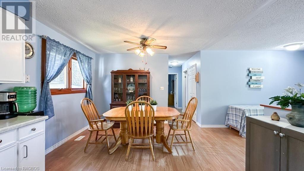262 Huron Road, Point Clark, Ontario  N2Z 2X3 - Photo 10 - 40553609