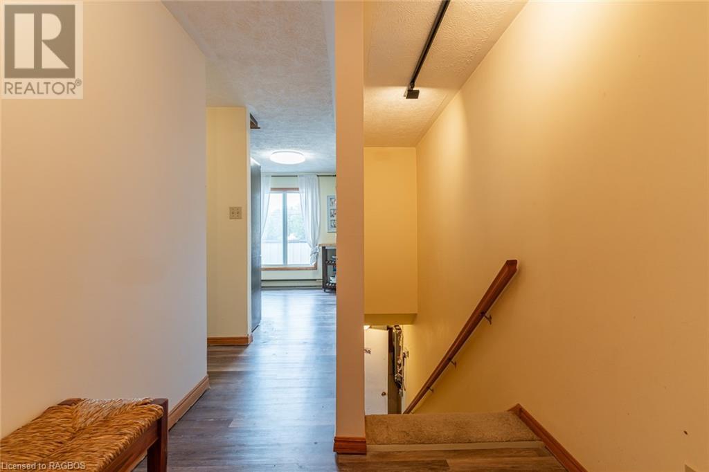 310 Main Street, Sauble Beach, Ontario  N0H 2G0 - Photo 10 - 40552437