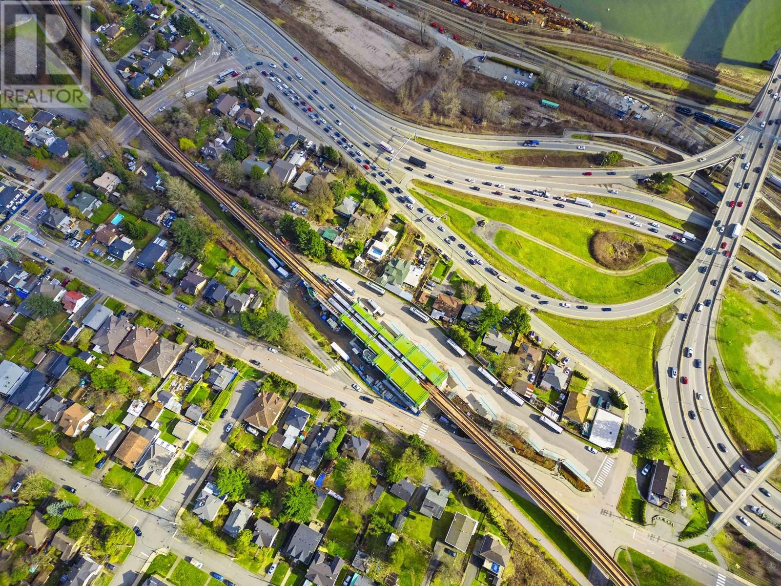 2129 Marine Way, New Westminster, British Columbia  V3M 2H2 - Photo 7 - R2859097