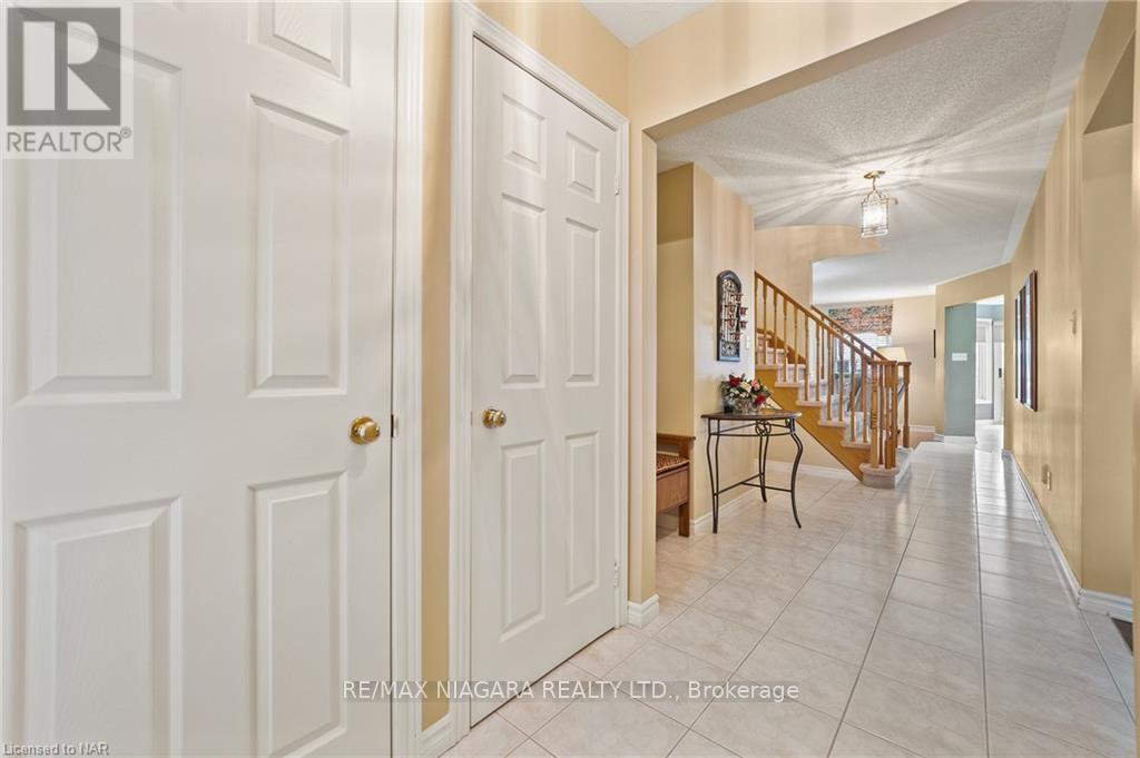 24 Farris Ave, St. Catharines, Ontario  L2S 3W7 - Photo 13 - X8158744