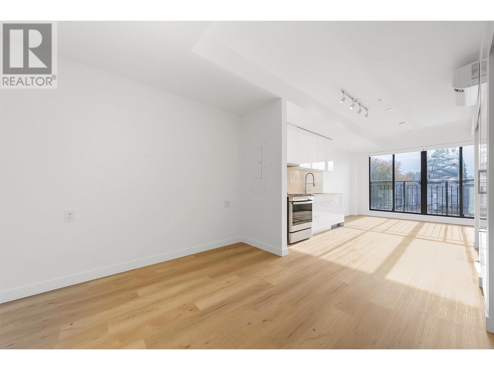 304 2446 Shaughnessy Street, Port Coquitlam, British Columbia  V3C 3E5 - Photo 11 - R2861330