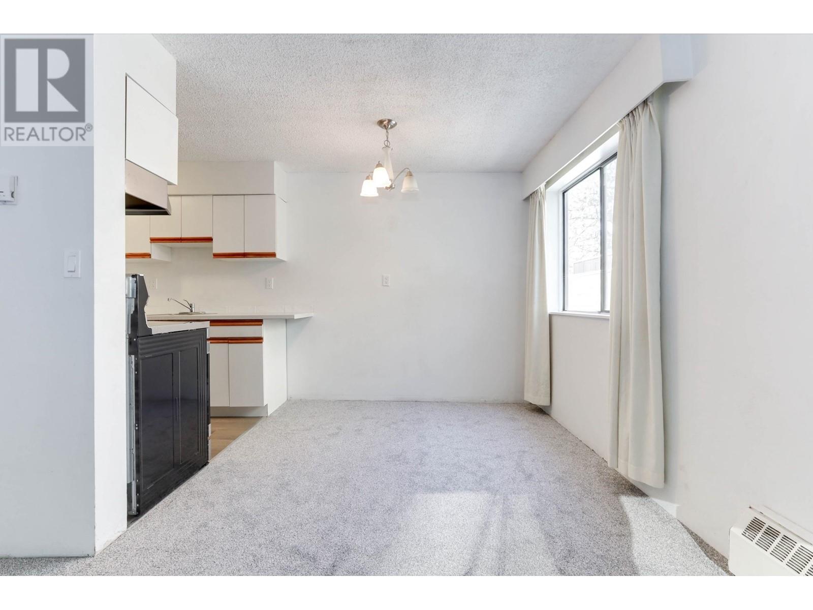 102 1045 Howie Avenue, Coquitlam, British Columbia  V3J 1T5 - Photo 13 - R2861353
