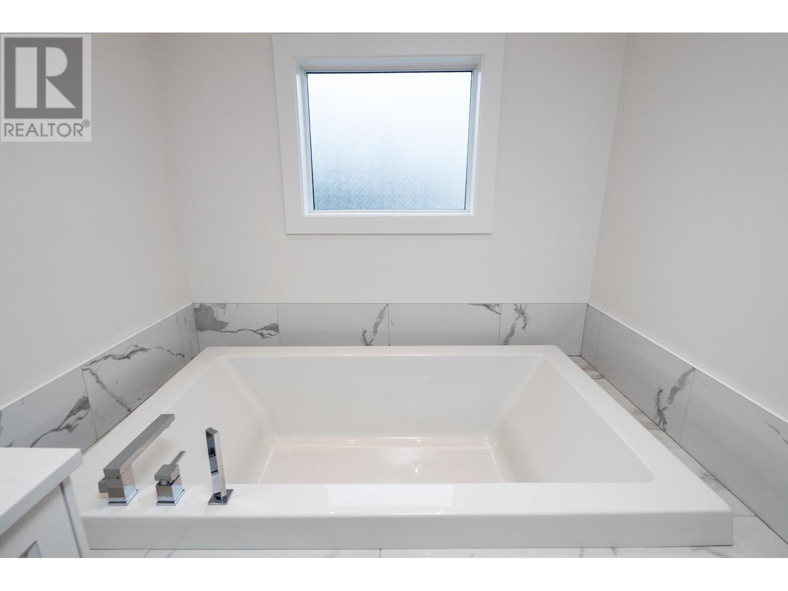 605 E 48th Avenue, Vancouver, British Columbia  V5W 2E4 - Photo 27 - R2861352