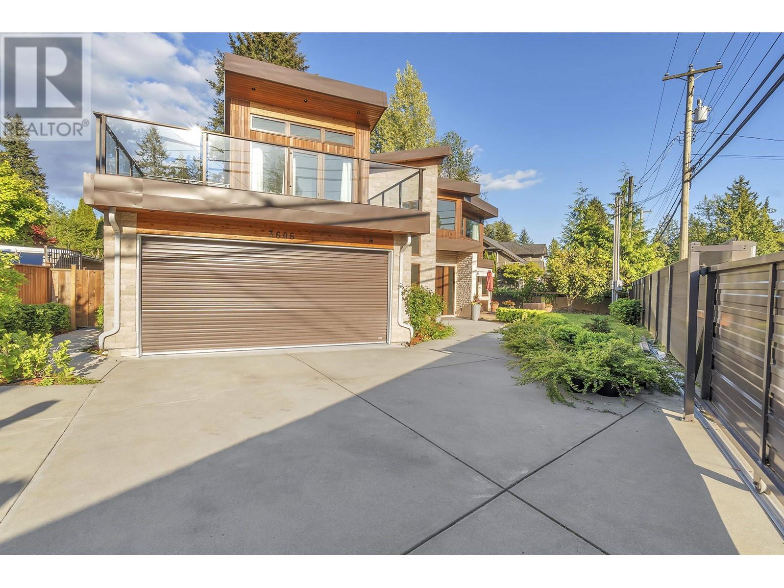 3606 Edgemont Boulevard, North Vancouver, British Columbia  V7R 2P7 - Photo 1 - R2861354