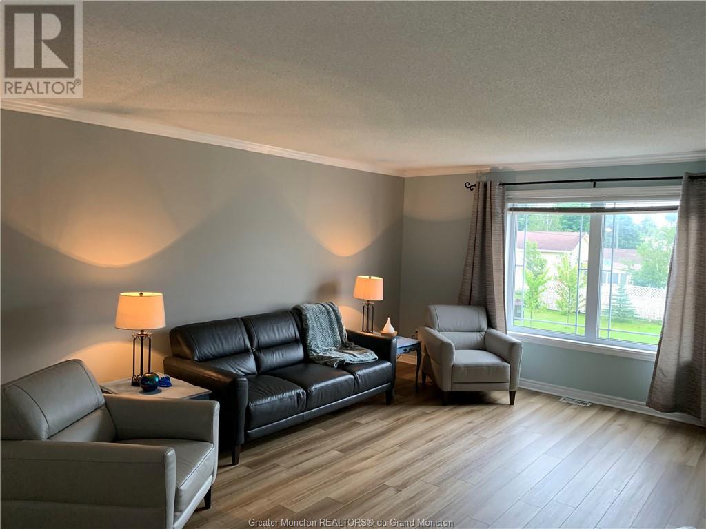 27-29 Darla Crt, Moncton, New Brunswick  E1A 8B6 - Photo 9 - M158069