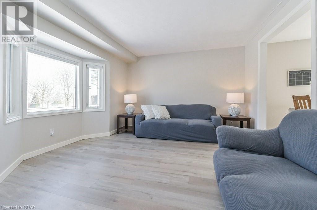 517 Shortreed Avenue, Fergus, Ontario  N1M 3H4 - Photo 7 - 40557376