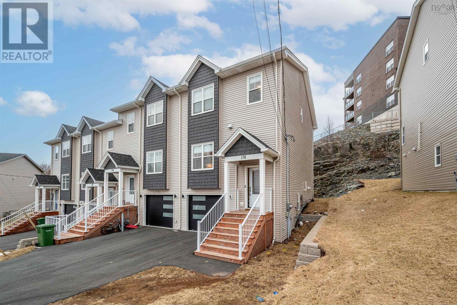 176 Nadia Drive, Dartmouth, Nova Scotia  B3A 0A8 - Photo 3 - 202404966