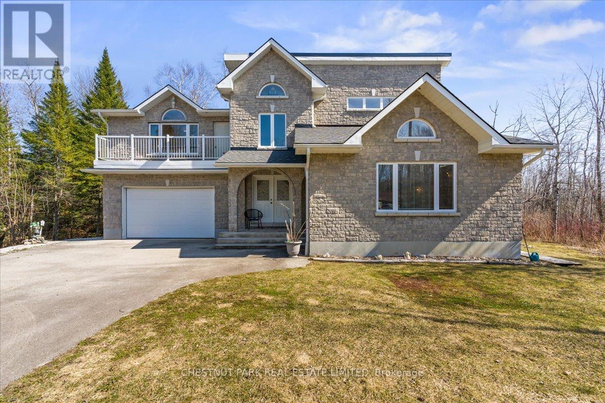 35 SAUBLE WOODS CRES, south bruce peninsula, Ontario