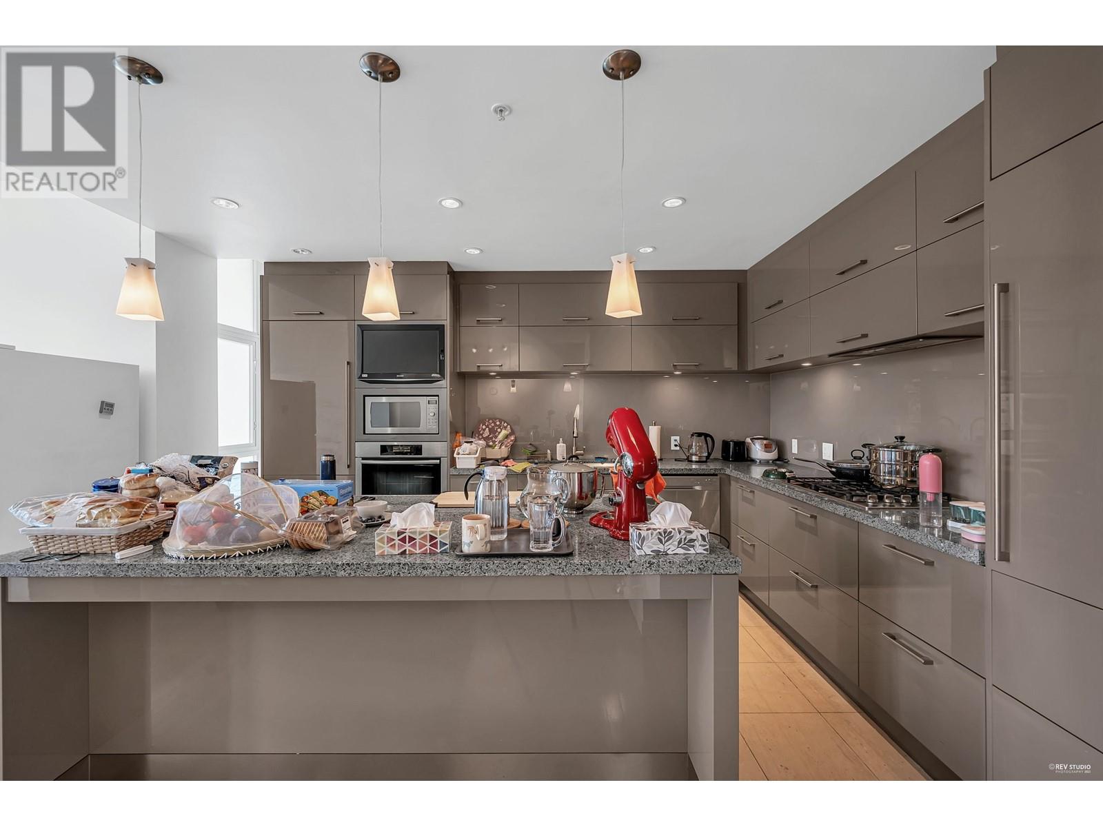205 6093 Iona Drive, Vancouver, British Columbia  V6T 0B2 - Photo 3 - R2861396