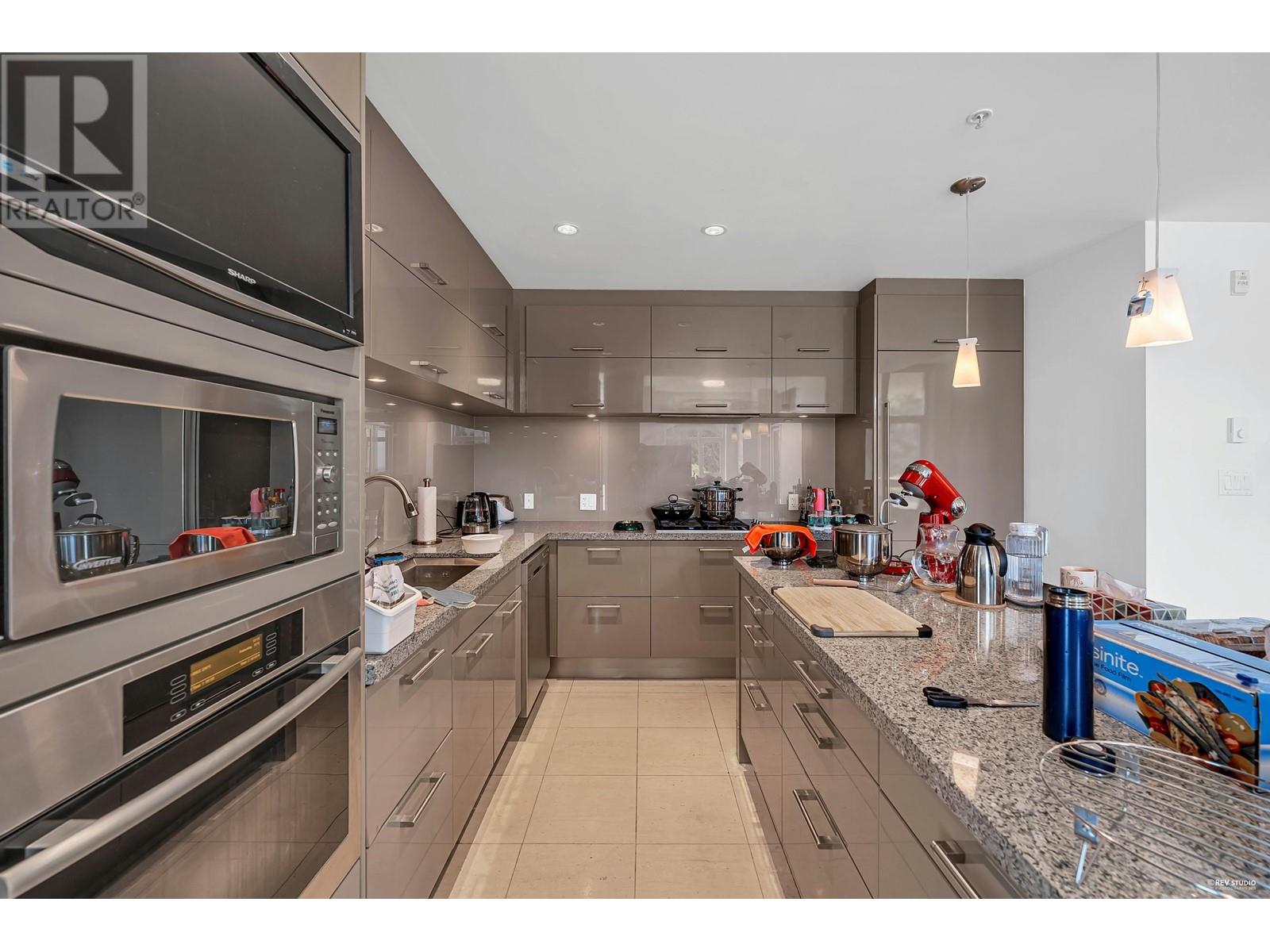 205 6093 Iona Drive, Vancouver, British Columbia  V6T 0B2 - Photo 4 - R2861396