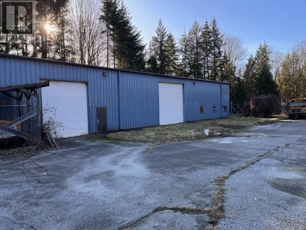 3622 Mcnair Fsr, Gibsons, British Columbia  V0N 2S0 - Photo 10 - C8058559