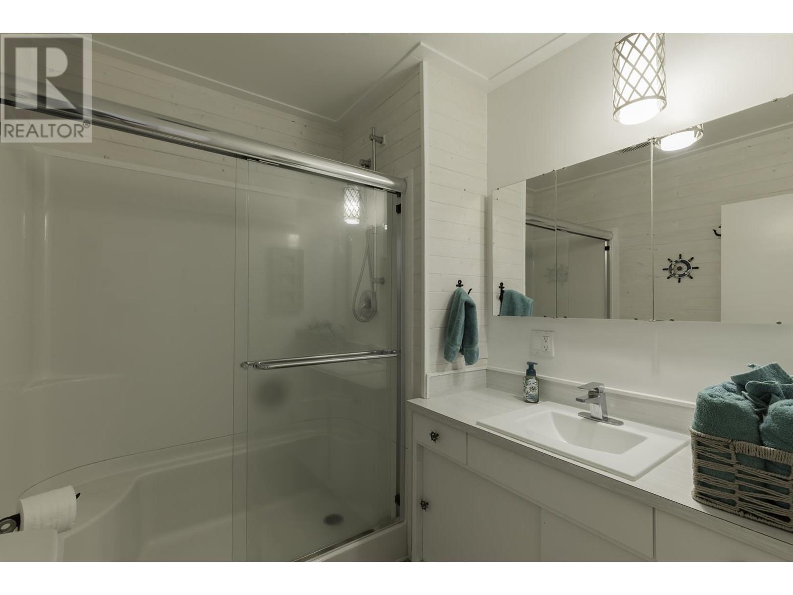 362 Avalon Drive, Gibsons, British Columbia  V0N 1V8 - Photo 20 - R2860048