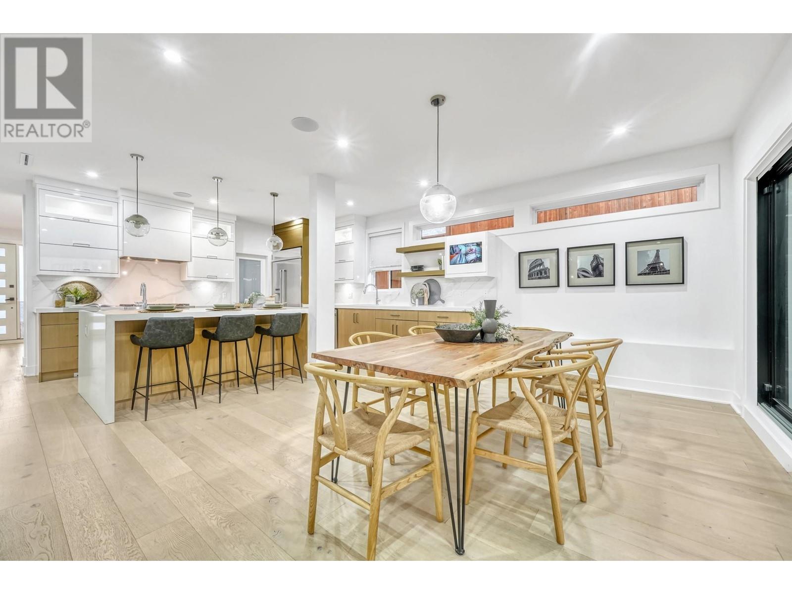 1090 Adderley Street, North Vancouver, British Columbia  V7L 1T3 - Photo 7 - R2861484