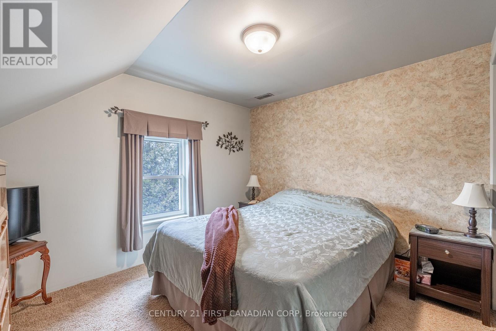 15429 Talbot Trail, Chatham-Kent, Ontario  N0L 1X0 - Photo 21 - X8159840