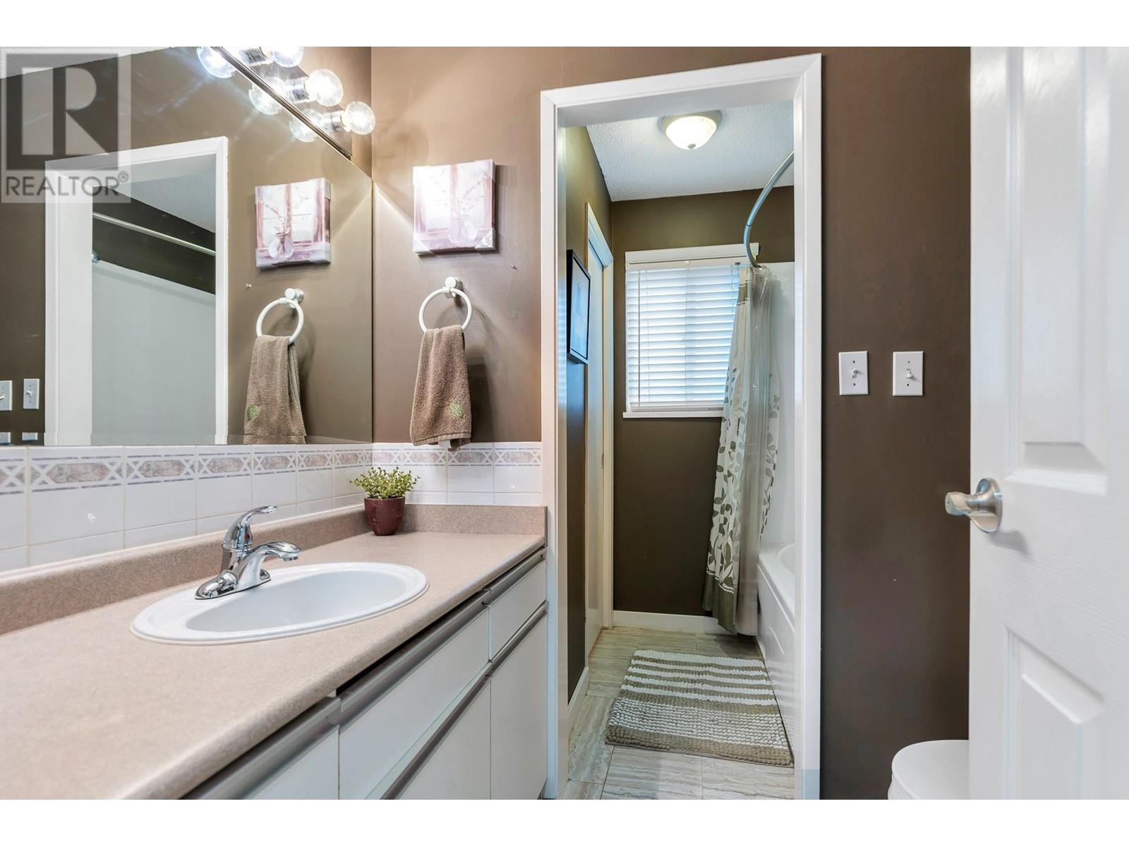 22756 Reid Avenue, Maple Ridge, British Columbia  V2X 4G8 - Photo 17 - R2861498
